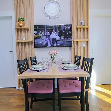 Narcis 18 - Novonamesten Sa Prelepim Panoramskim Pogledom Apartment *