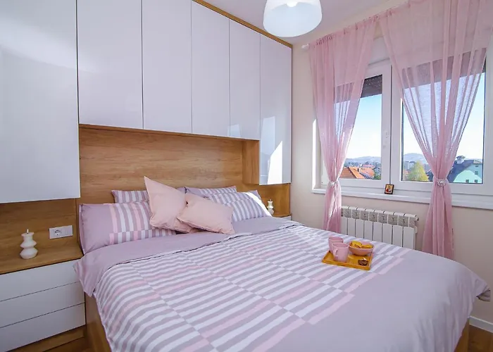 公寓 Narcis 18 - Novonamesten Sa Prelepim Panoramskim Pogledom 兹拉蒂博尔