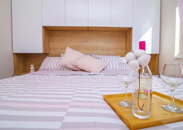 公寓 Narcis 18 - Novonamesten Sa Prelepim Panoramskim Pogledom *