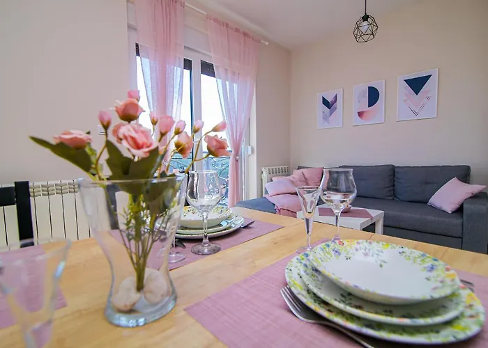 公寓 Narcis 18 - Novonamesten Sa Prelepim Panoramskim Pogledom 兹拉蒂博尔