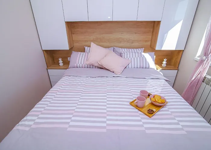 Narcis 18 - Novonamesten Sa Prelepim Panoramskim Pogledom 公寓